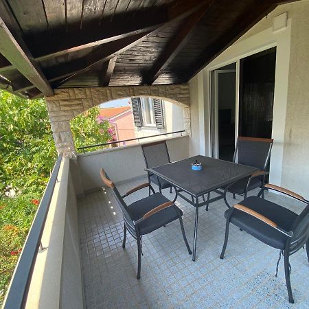 Maris Apartment Премантура Екстериор снимка
