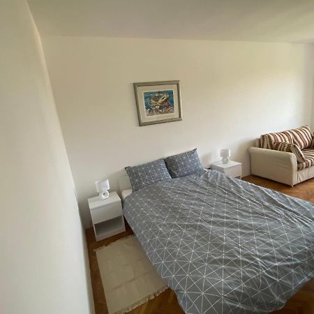 Maris Apartment Премантура Екстериор снимка
