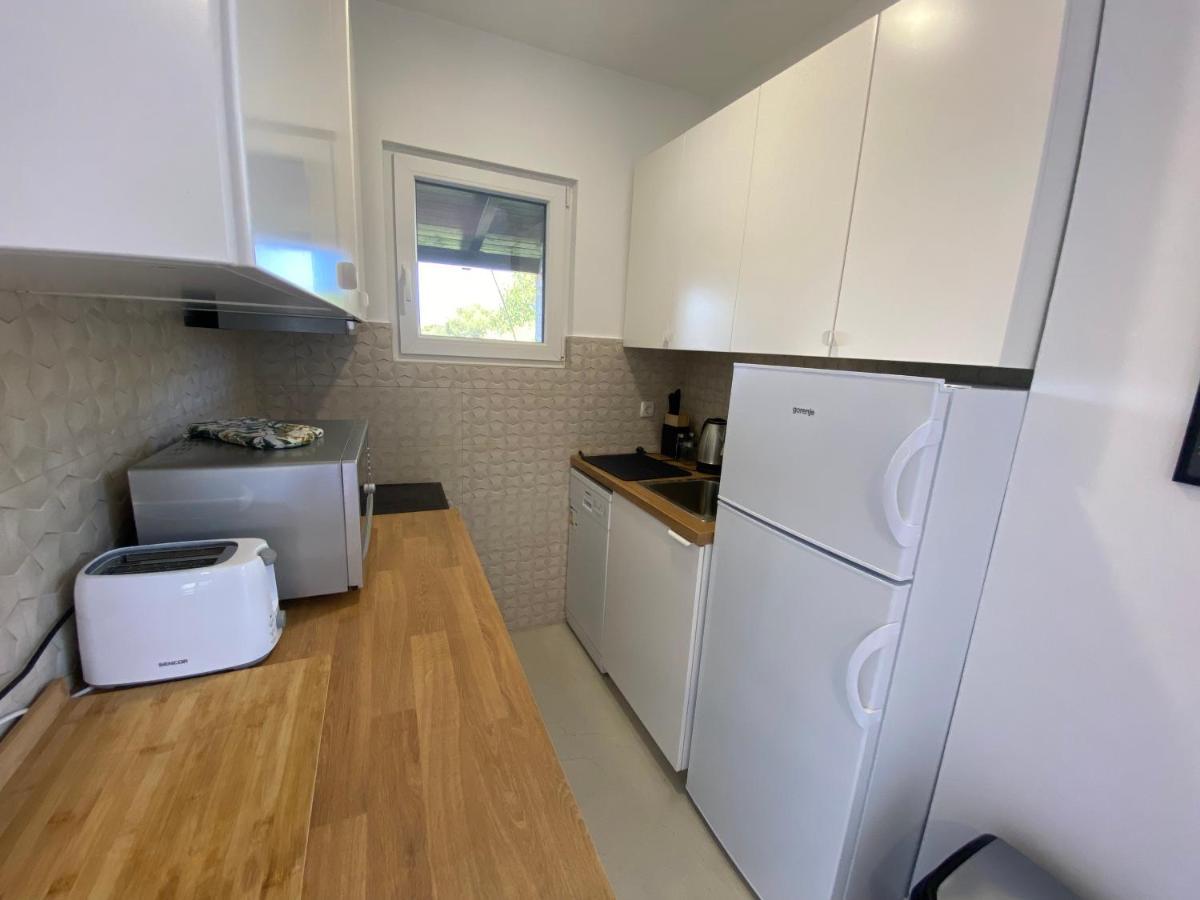 Maris Apartment Премантура Екстериор снимка