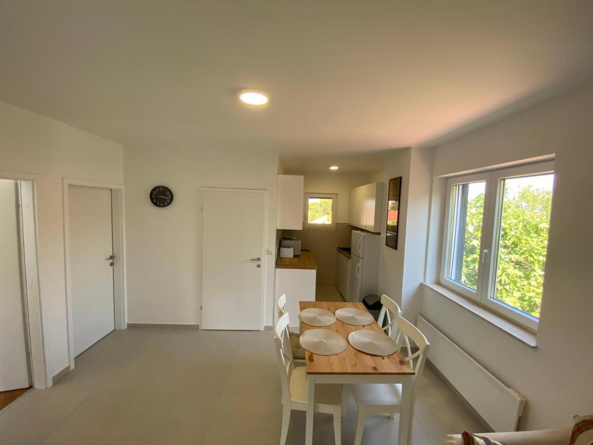 Maris Apartment Премантура Екстериор снимка